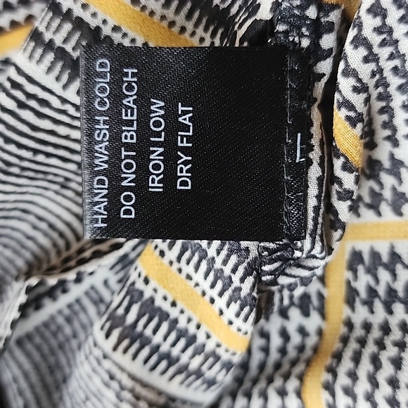 Blashe women's ruffled tie front blouse - Picture 10 of 11